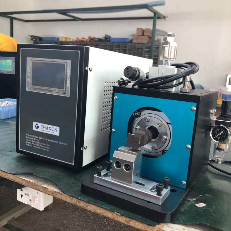 ultrasonic welding machine